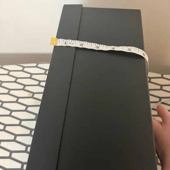 Chanel Black empty  box with wrapping paper, great condition - Picture 6 of 6